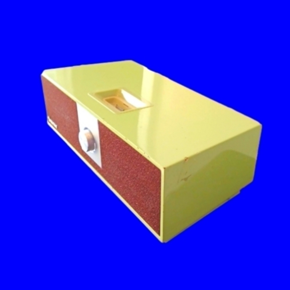 𝅺Specktone Retro iPod Docking Station